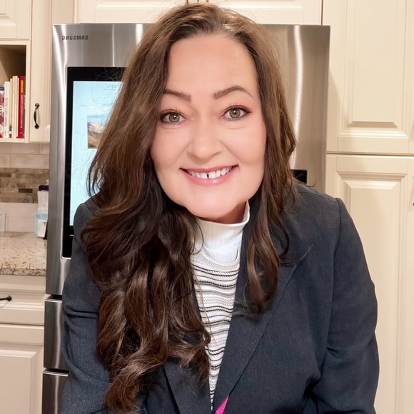 Barbara - Picture 2 of 2